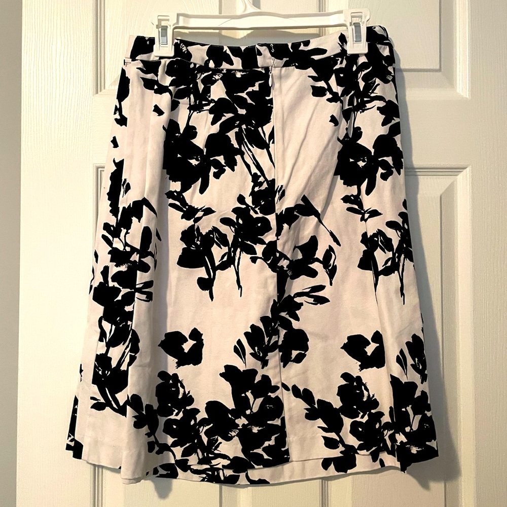 Black and white flowered skirt